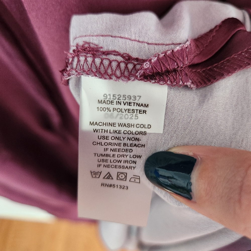 Vince Camuto | NWT Wonderwall Satin Maxi Dress Sweet Plum Large - Picture 9 of 13